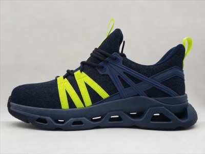 Ципеле Кикианг се припремају за кинеску Нову годину док унапређују нове проје...